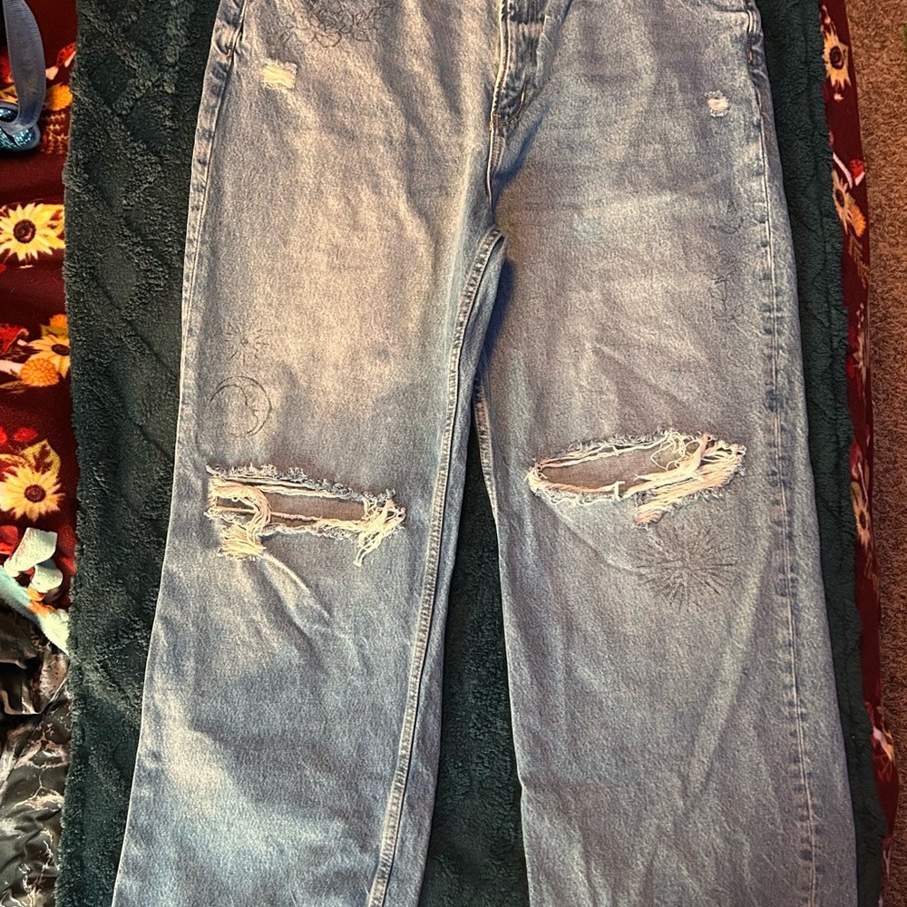 Juniors Arizona Indie Ripped Jeans